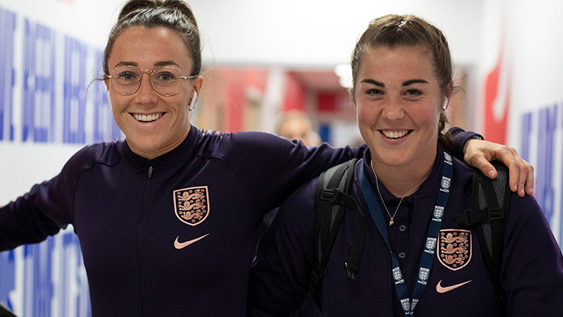 lucy bronze partner